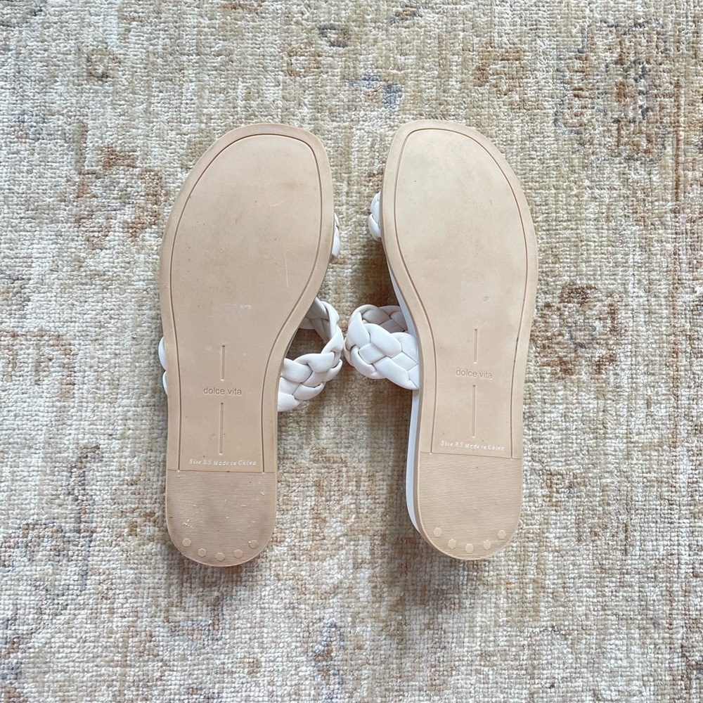 dolce Vida braided flat sandals with foot bed size 8.5. - Picture 7 of 10